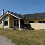 2 Typ D 4 *